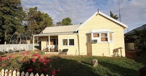 Elders Real Estate is selling 14 Baillieu Street, Rosebery, for just 85,000. . Cheap country houses for sale south australia under 100k